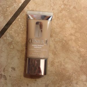 Clinique even better refresh foundation